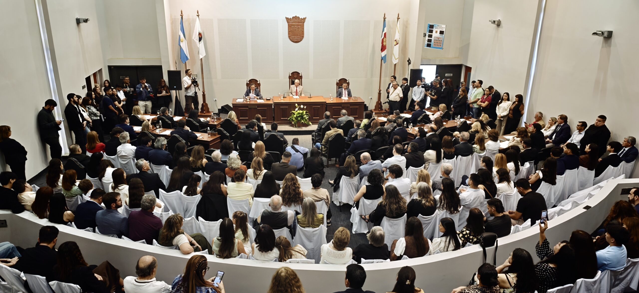 HCD: Asumieron los nuevos concejales capitalinos