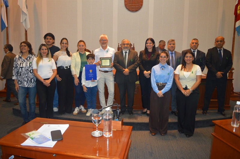HCD: Reconocimiento al 23er Aniversario del portal digital de noticias Diario Info